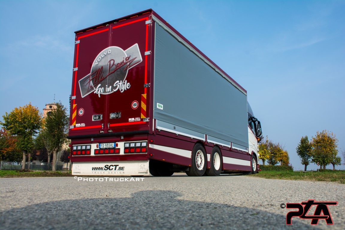 WSI01-2578 - VOLVO FH4 globetrotter XL rigid truck Davide Bosio /1