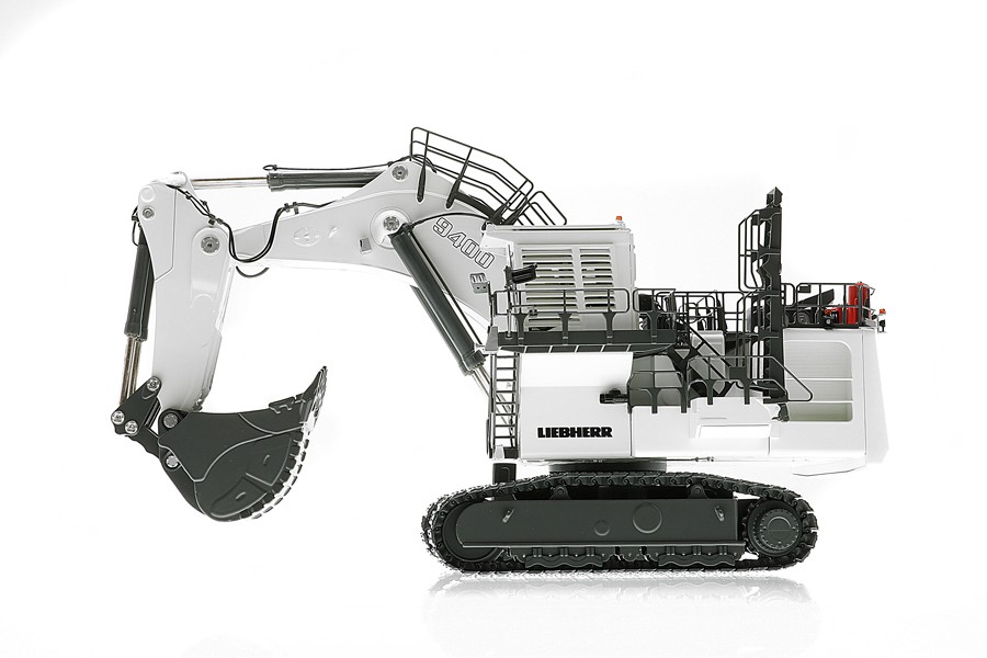 8601 - LIEBHERR R9400 mining shovel /1:50 NZG