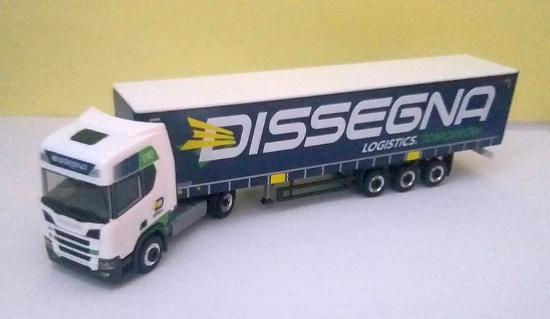 PIR943864 - Scania CR20 HD curtainside trailer DISSEGNA - 1:87 Herpa