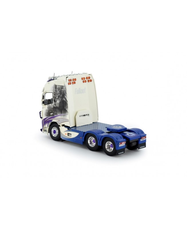 75095 - VOLVO FH4 Globetrotter XL Knighs Transport - 1:50 TEKNO