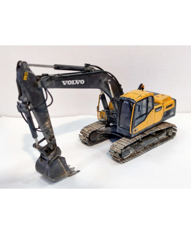 WM019 - VOLVO EC220DL tracked excavator - weathered series /1:50 giftmodels