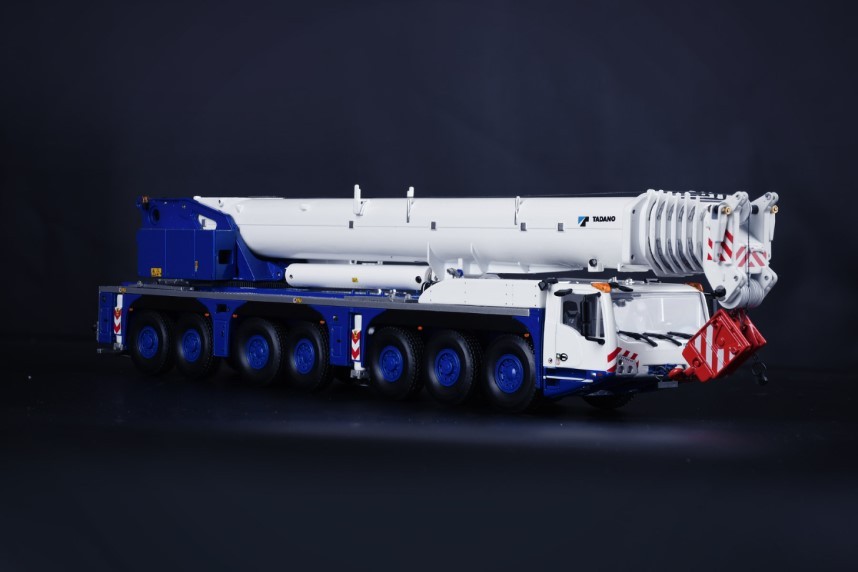 80-1023 - Tadano AC 7.450-1 mobile crane /1:50 IMCmodels