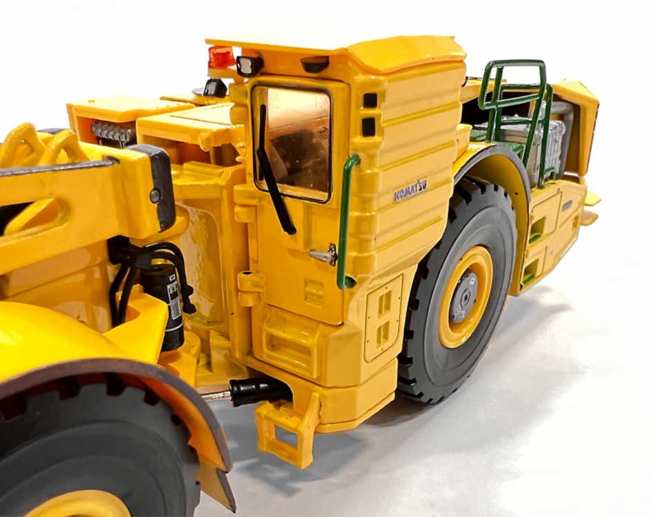 ミニカー 1/50 コマツ WX22H Hybrid loader 建機 | hartwellspremium.com