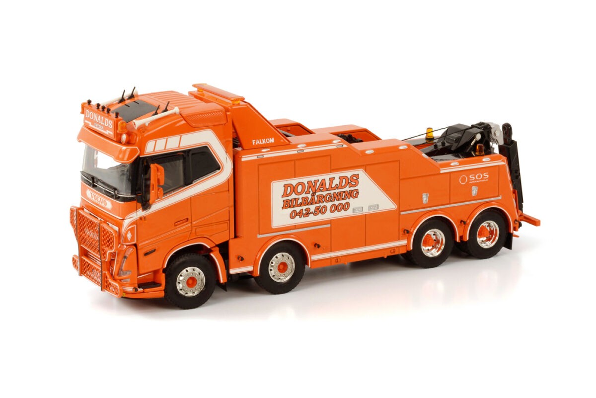 WSI01-3872 - Volvo FH5 Globetrotter 8x4 Falkom wrecker Donalds