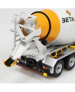 1078 Mercedes-Benz Arocs 8x4 betoniera Betamix /1:50 NZG