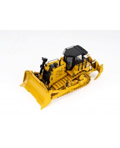 DM85757 - Caterpillar D8 dozer /1:50 Diecast Masters