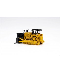 DM85758 - Caterpillar D8 dozer - waste handler /1:50 Diecast Masters