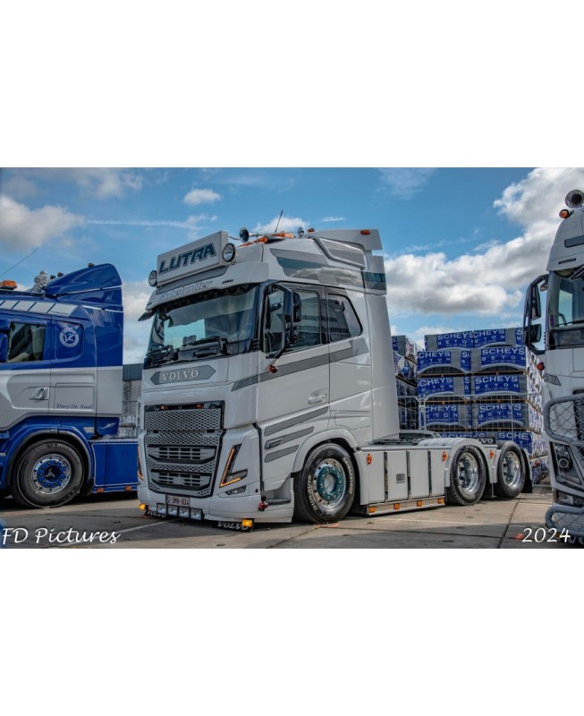 WSI01-4611 - Volvo FH5 Globetrotter 6x2 Lutra /1:50 WSImodels