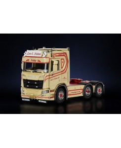 32-0221 - Scania NGR 6x2 Lars E. Nielsen /1:50 IMCmodels