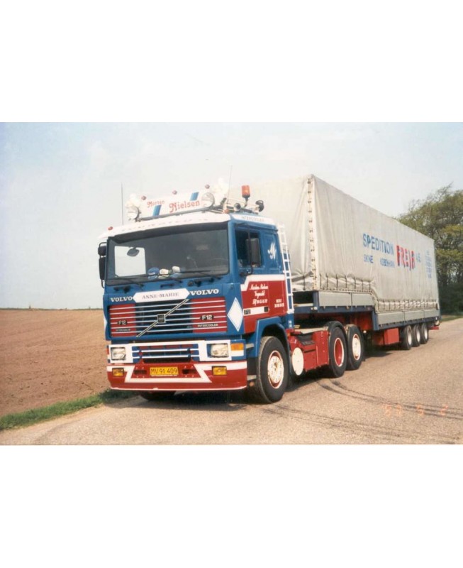 85452 - Volvo F12 6x2 curtainside Morten Nielsen /1:50 TEKNO