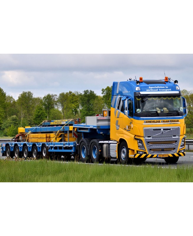 WSI01-3470 - Volvo FH4 Globetrotter 6x4 Manoovr-5axle con rampe BKV /1:50 WSImodels