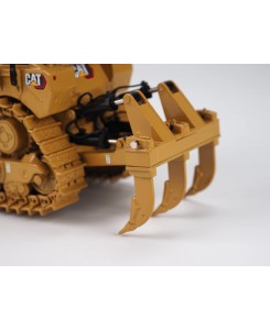 DM85757 - Caterpillar D8 dozer /1:50 Diecast Masters