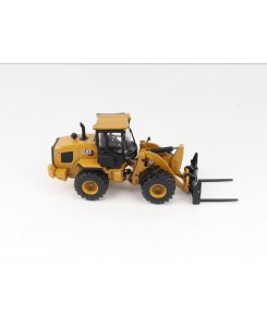 DM85782 - CAT 938 compact wheel loader /1:50 Diecast Masters