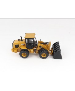 DM85782 - CAT 938 compact wheel loader /1:50 Diecast Masters