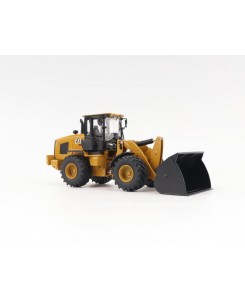 DM85782 - CAT 938 compact wheel loader /1:50 Diecast Masters