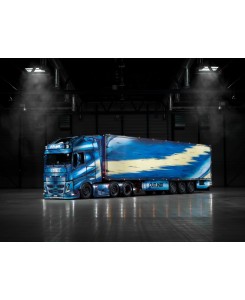 WSI01-4814 - Volvo FH5 Globetrotter XL 6x2 frigo Thomann - Outliner /1:50 WSImodels