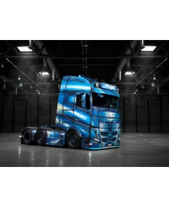 WSI01-4814 - Volvo FH5 Globetrotter XL 6x2 frigo Thomann - Outliner /1:50 WSImodels