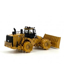 DM85763 - Caterpillar 836 compattatore terreno/rifiuti /1:50 Diecast Masters